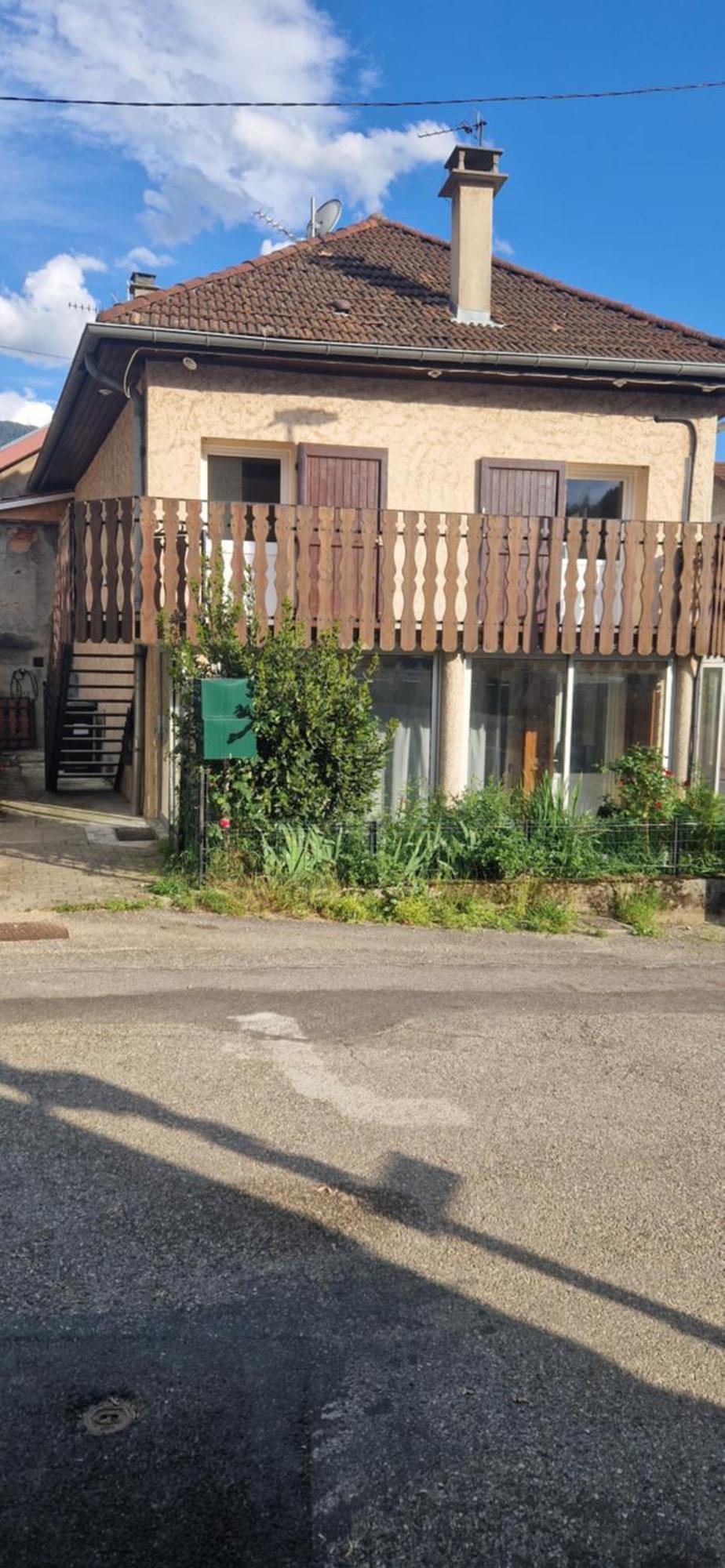 Appartement Cosy Et Confortable Brie-et-Angonnes Exterior foto